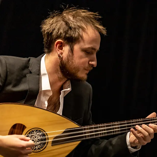 musiques grecques et turques et musique sur acousmonium