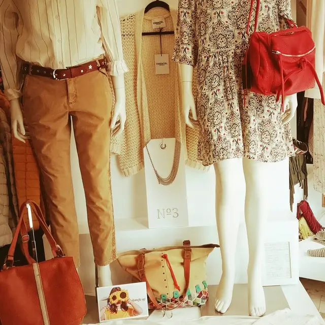 29404281_284716798731361_5710103151097413632_n