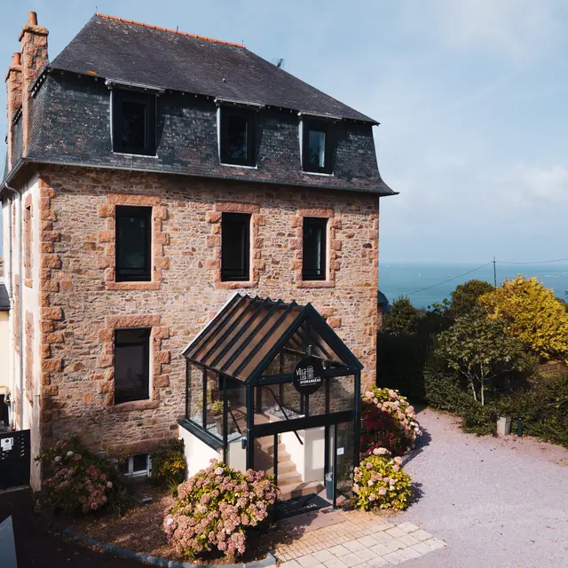 FACADE-1 @OrianeBadoual