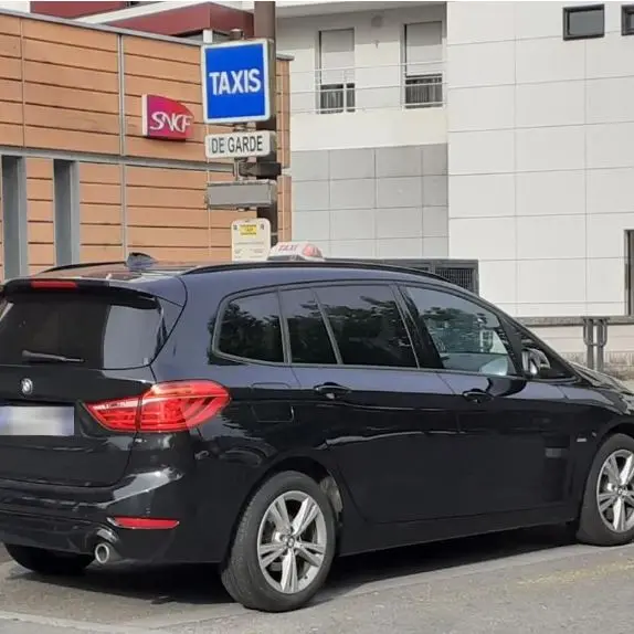 P98 DLM Taxi