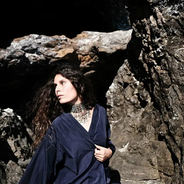 dafne-kritharas-cr.-chloe-kritharas-devienne-scaled