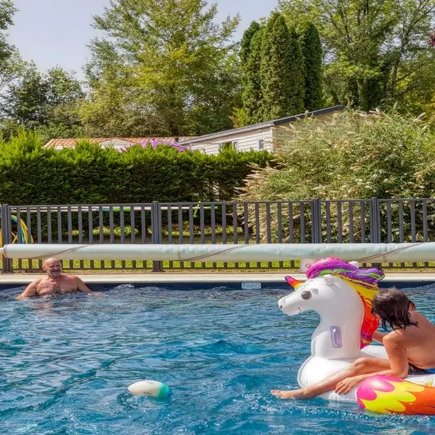 CAMPING LE PONTILLOU-piscine