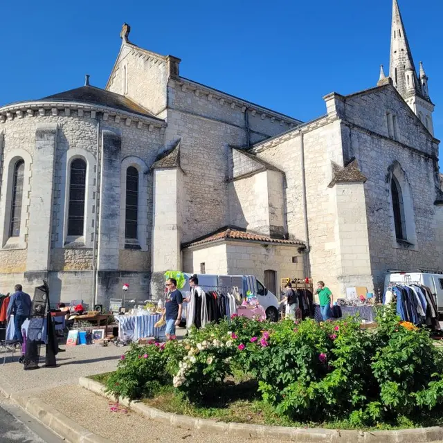vide-greniers-pentecôte-neuvic