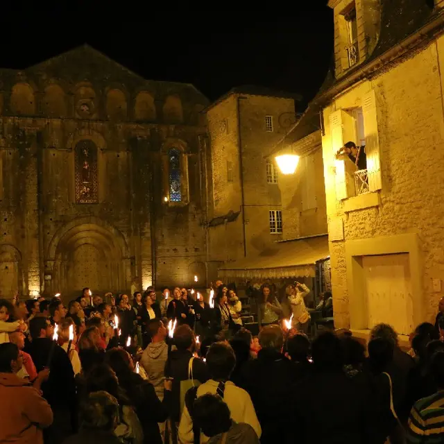 visite aux flambeaux cadouin