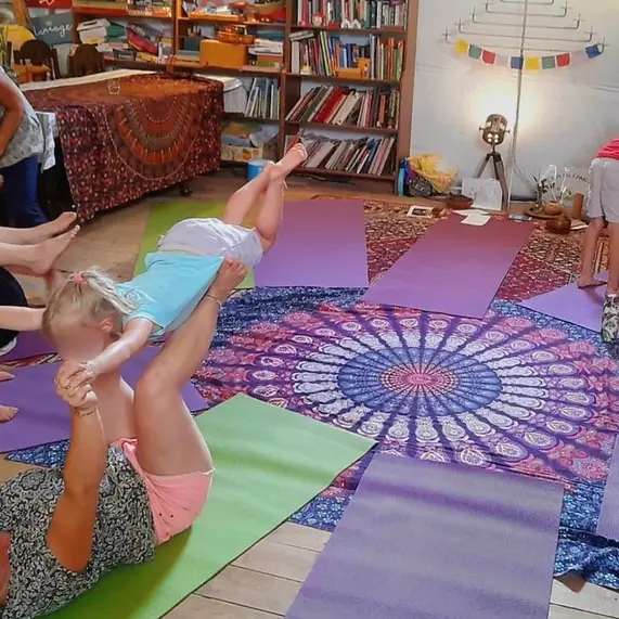 0810 Yoga en famille Chez Toti