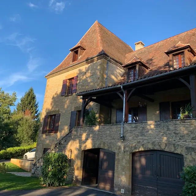 Au coteau des Pechs facade