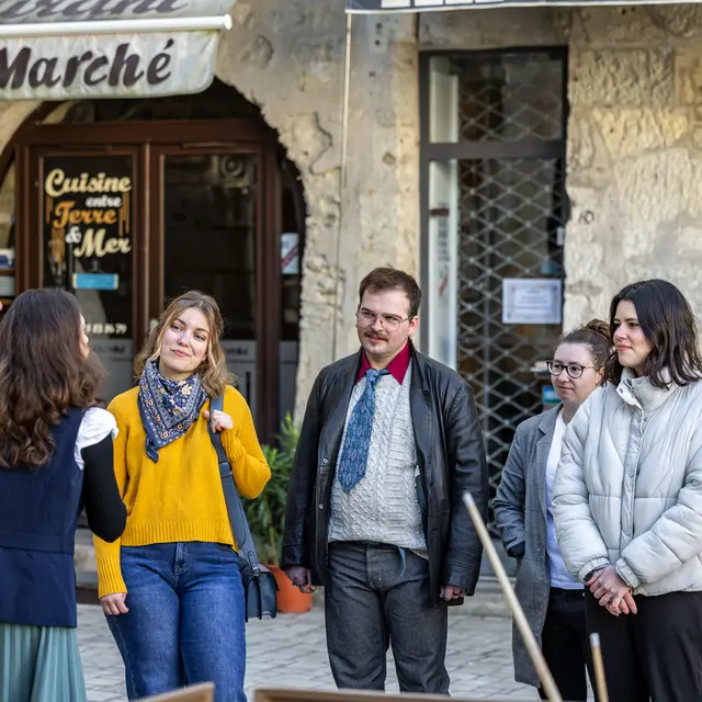 CDT 24 Destination Périgueux Visite comédien, les petites histoires de Perigueux