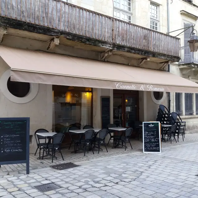 Cannelle-et-Romarin-min
