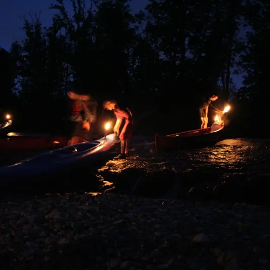 Canoë Kayak USNCK Neuvic  descente aux flambeaux
