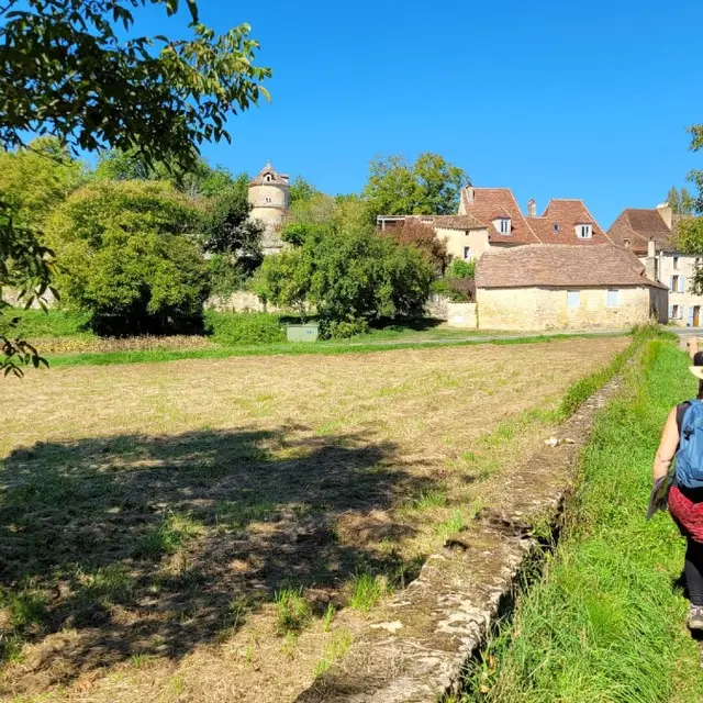 Cause-de-Clérans, village hors du temps