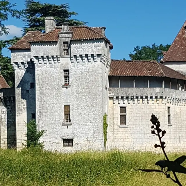 Château de Caussade - extérieur