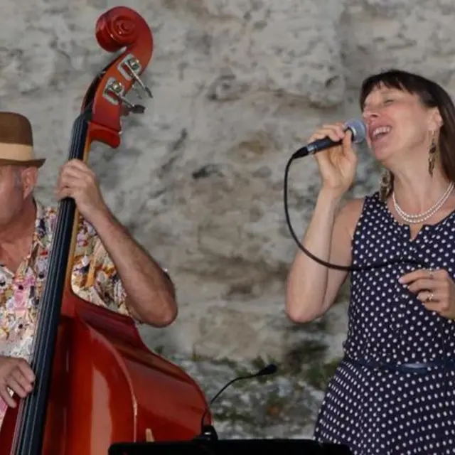 Concert-duo chant guitare Anne Griffith