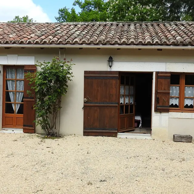 La Maison de face
