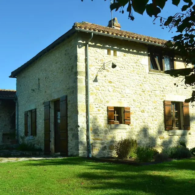 Gite Maison Carré