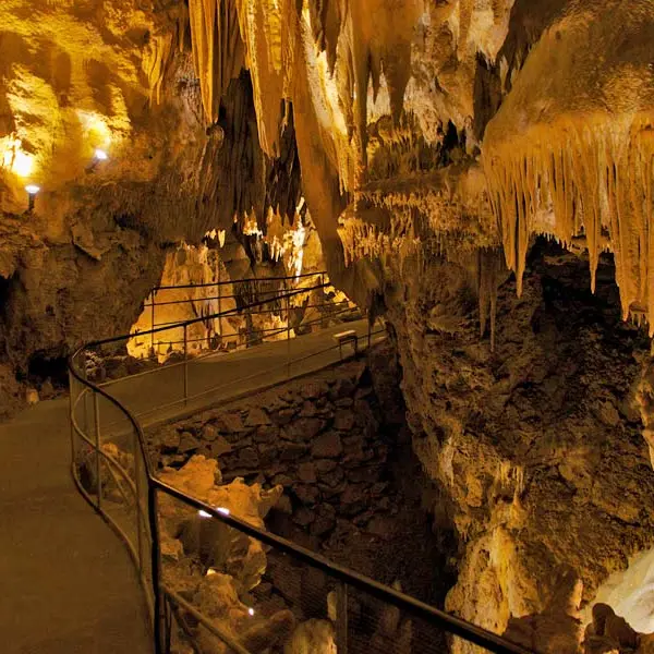 Grotte de Villars