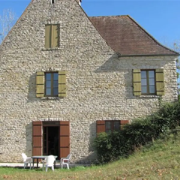 REZ-DE-JARDIN FERME MILHAC-OIE