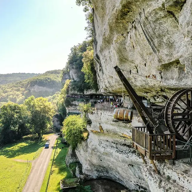 La Roque Saint-Christophe à Peyzac le Moustier