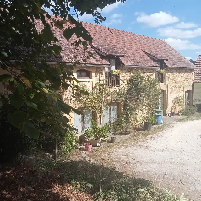 La ferme du Combal  (2)