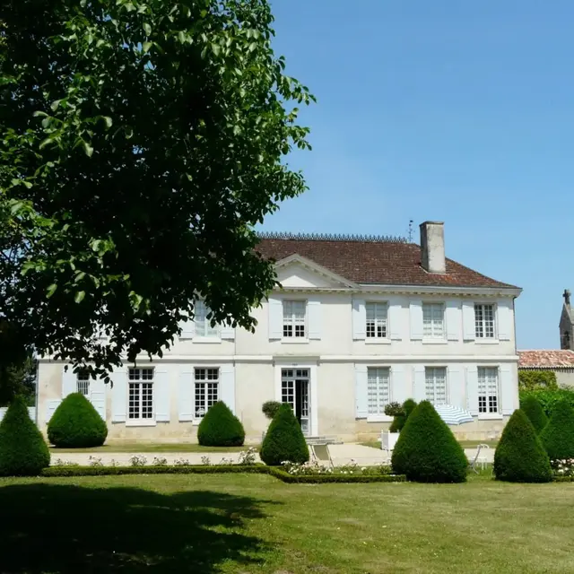 Chateau de Longua