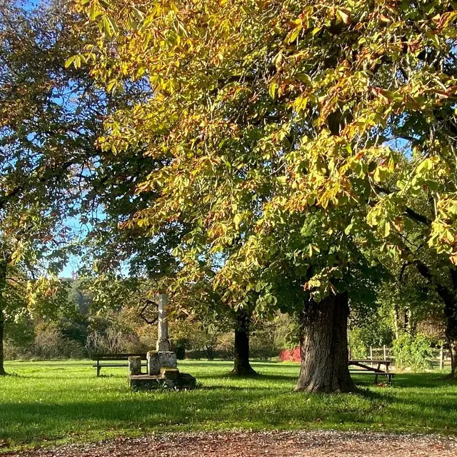 MAREUIL-Boucle de Vieux-Mareuil-Chemin