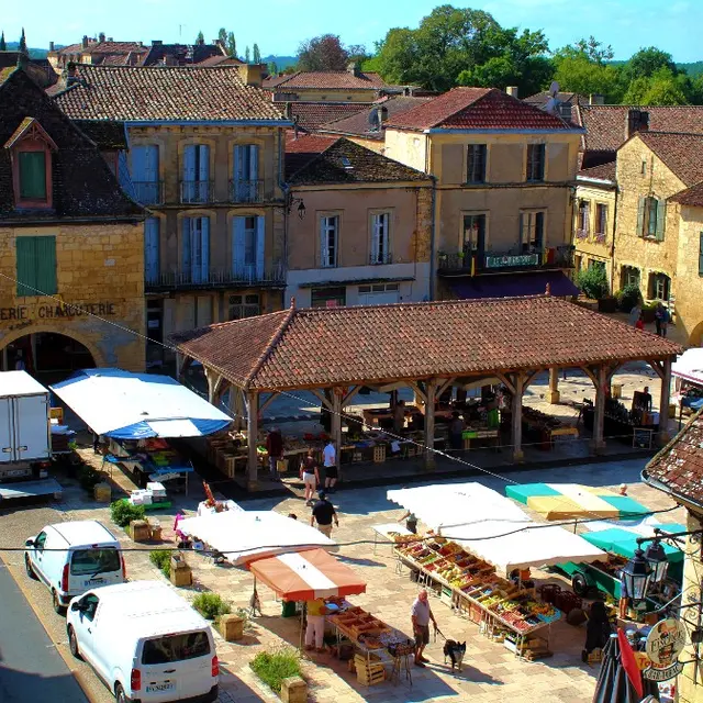 Marché Beaumont du Périgord