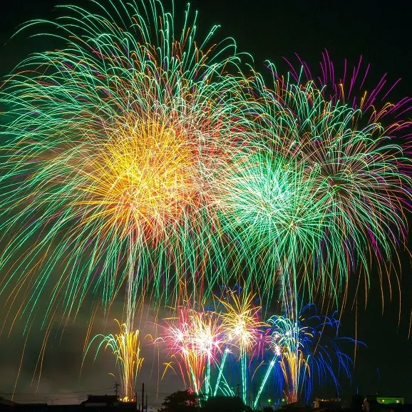 PIXABAY fireworks-g141e86bc4_1920