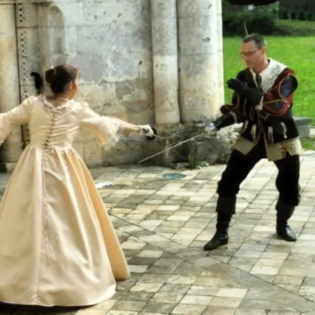 Démonstration d'escrime artistique