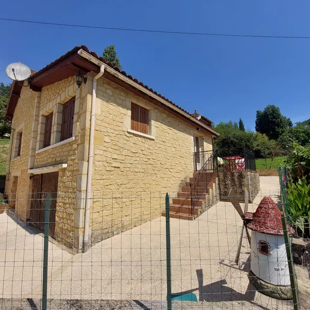 Photo extérieure 1_Maison de Coco 1