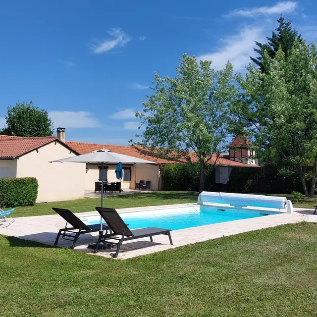 Piscine Les Charmilles 1 1