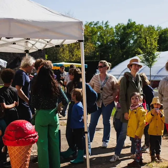 Les 2 ans de la Ferme des Happy Cultors au Buisson de Cadouin