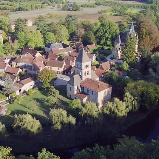 Saint Léon sur Vézère