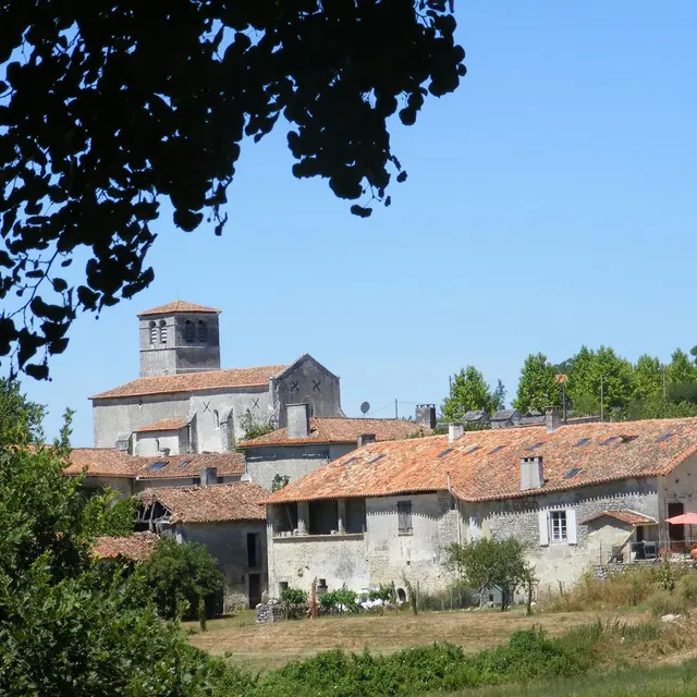 Vue du Village de Champagne-et-Fontaine