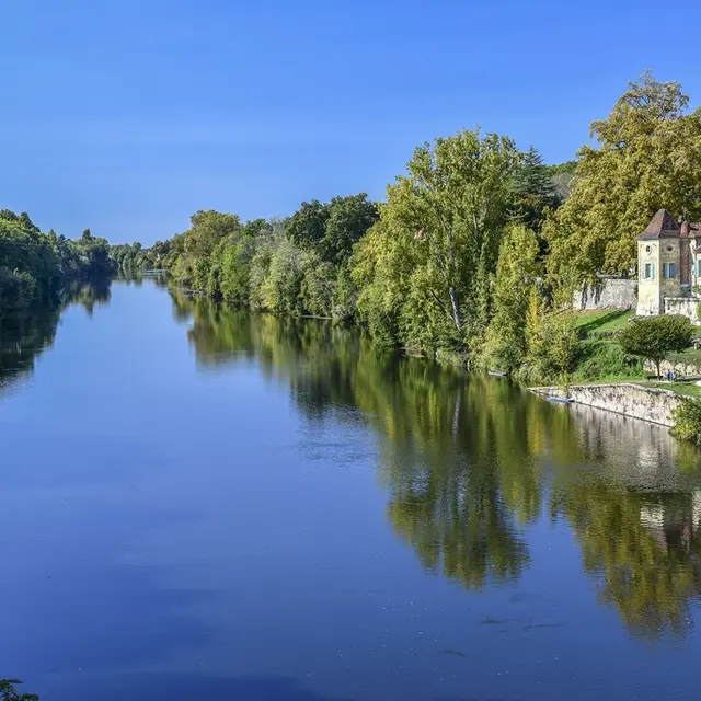 Vue ext Dordogne vue du pont 1
