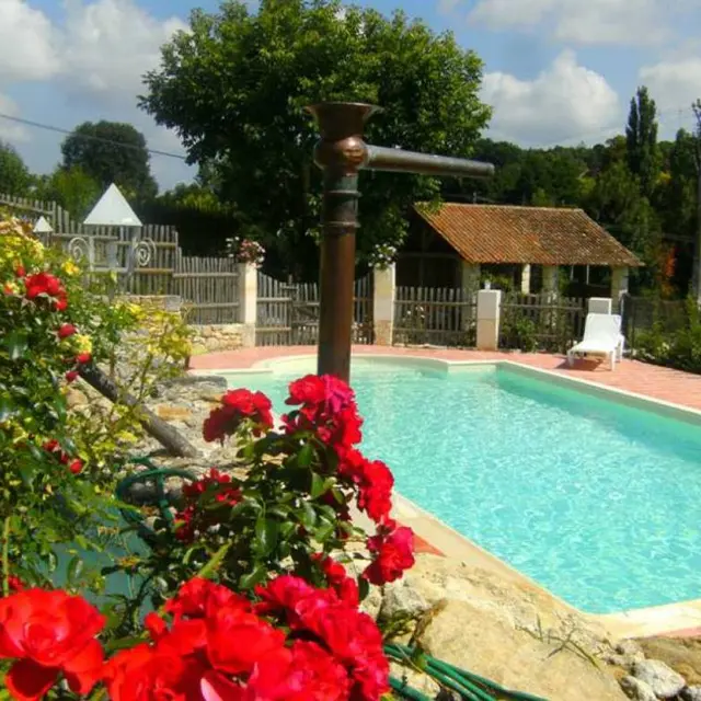 Piscine gite de la fontaine