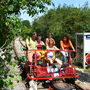 bouger_Le velorail du Perigord_creditphoto_Velorail24_opt.jpg sirtaqui