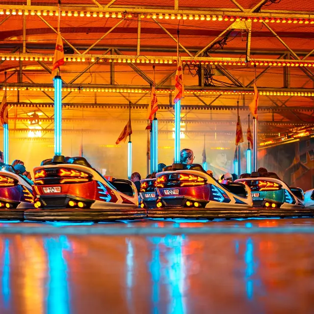 bumper-cars-6482641_1280