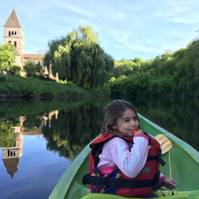 canoé family_St Léon sur Vézère