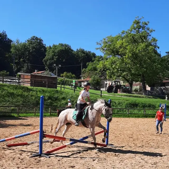 centre-equestre-neuvic