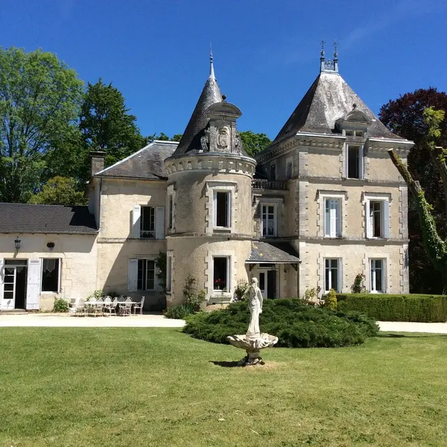 chateau de laubertie