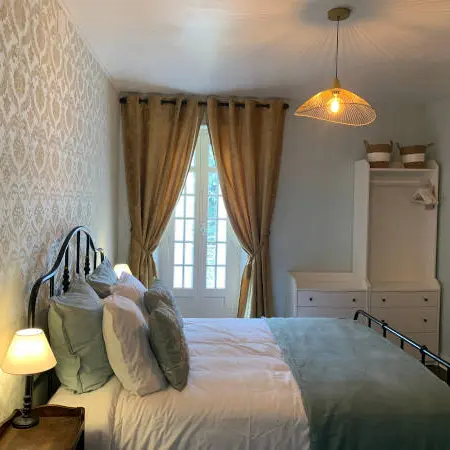 chambre-verte-lit_4312