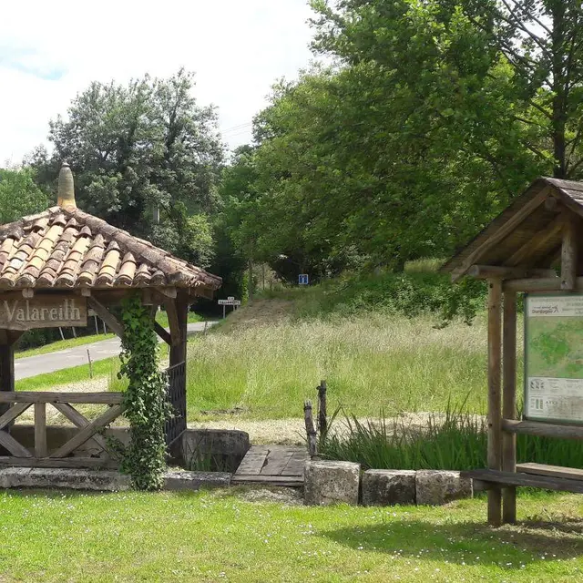 départ randonnée vallereuil