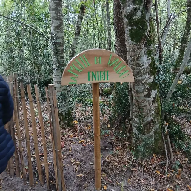 entrée motte de Vaudu