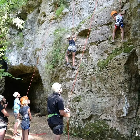 été-actif-2016-escalade-roches