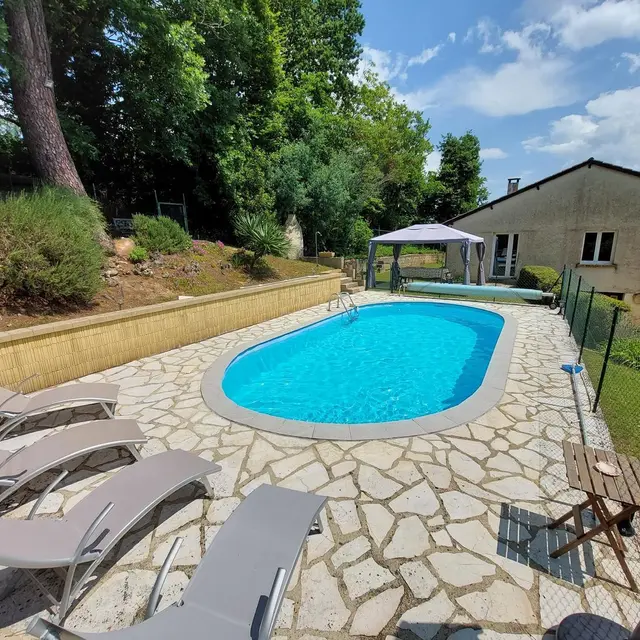 Les Devises avec piscine proche de Sarlat_1