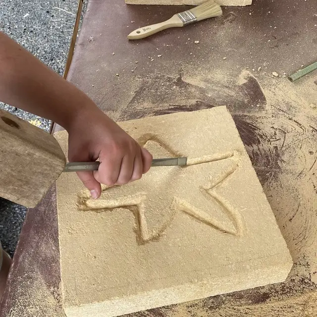 lalampe-genis-sculpture