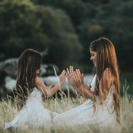 stocksnap-girls