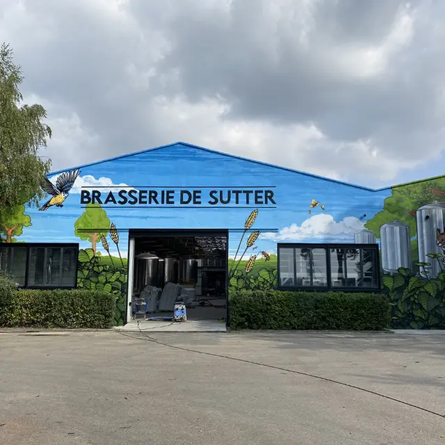 Façade de la brasserie