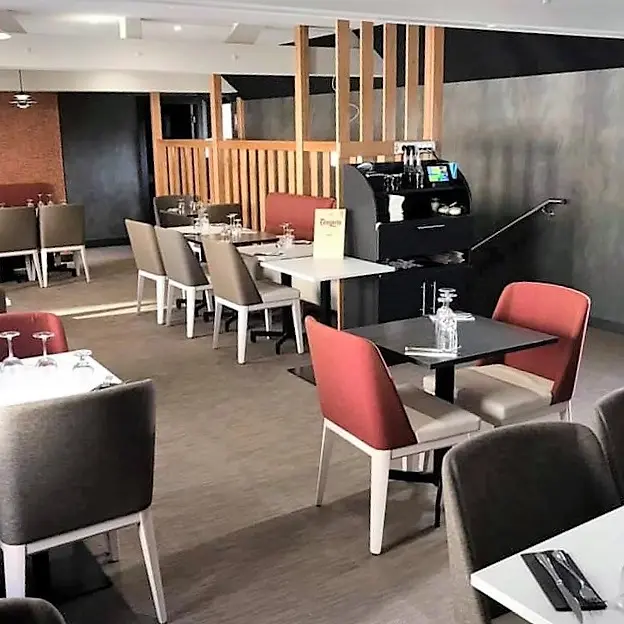 Salle restaurant 2