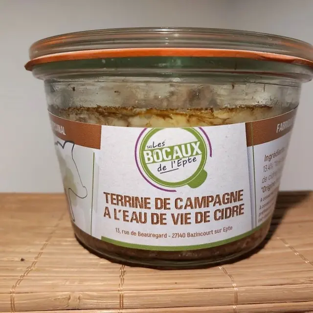 Terrine de campagne à l'eau-de-vie de cidre