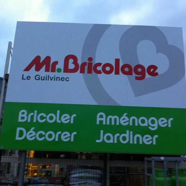 Monsieur Bricolage - Guilvinec - Pays Bigouden - Bigoudenjoy